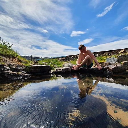 Hótel Laugarhóll with natural hot spring Holmavik Exterior foto